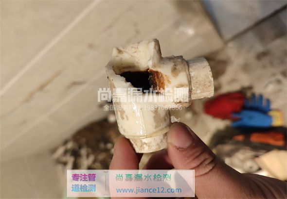 佛坪引起漏水的原因有哪些？